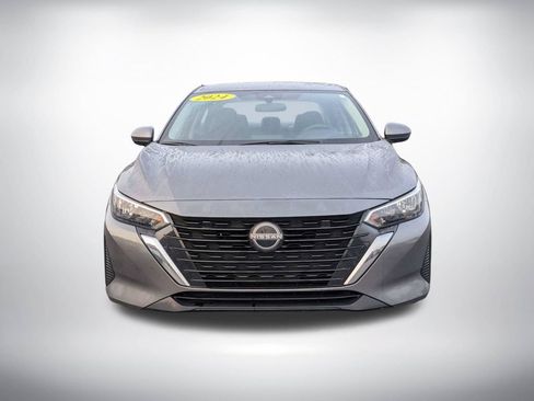 Used 2024 Nissan Sentra S FWD image 9