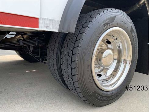 Used 2021 RAM 5500 Tradesman image 21