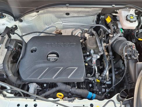 Used 2024 Buick Encore GX Preferred w/ Comfort Package AWD/4WD image 23