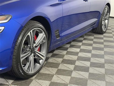 New 2025 Genesis G70 2.5T w/ Sport Prestige Package image 13