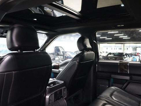 Used 2017 Ford F250 Platinum w/ Platinum Ultimate Package image 17