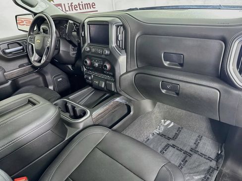 Used 2021 Chevrolet Silverado 1500 LTZ w/ LTZ Convenience Package II AWD/4WD image 34