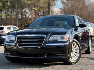 Used 2014 Chrysler 300 video 1