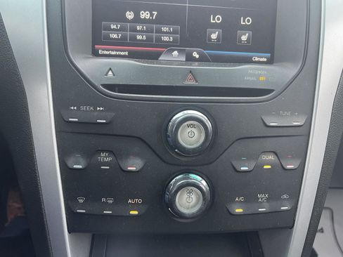 Used 2011 Ford Explorer XLT w/ 202A Rapid Spec Order Code AWD/4WD image 17