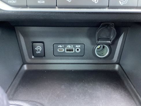 Used 2024 Nissan Sentra SV w/ All-Weather Package FWD image 24