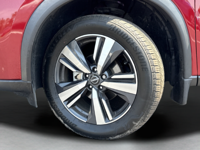 Certified 2025 Nissan Rogue SL FWD image 52