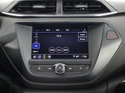Used 2022 Chevrolet TrailBlazer LT FWD image 27