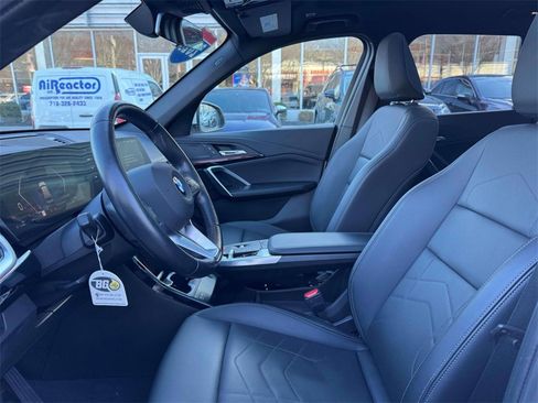 Used 2025 BMW X1 xDrive28i image 14