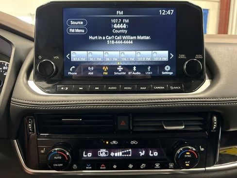 Used 2023 Nissan Rogue SL w/ SL Premium Package AWD/4WD image 30