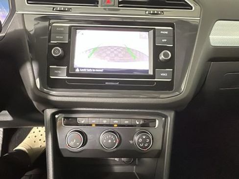 Used 2023 Volkswagen Tiguan S FWD image 24