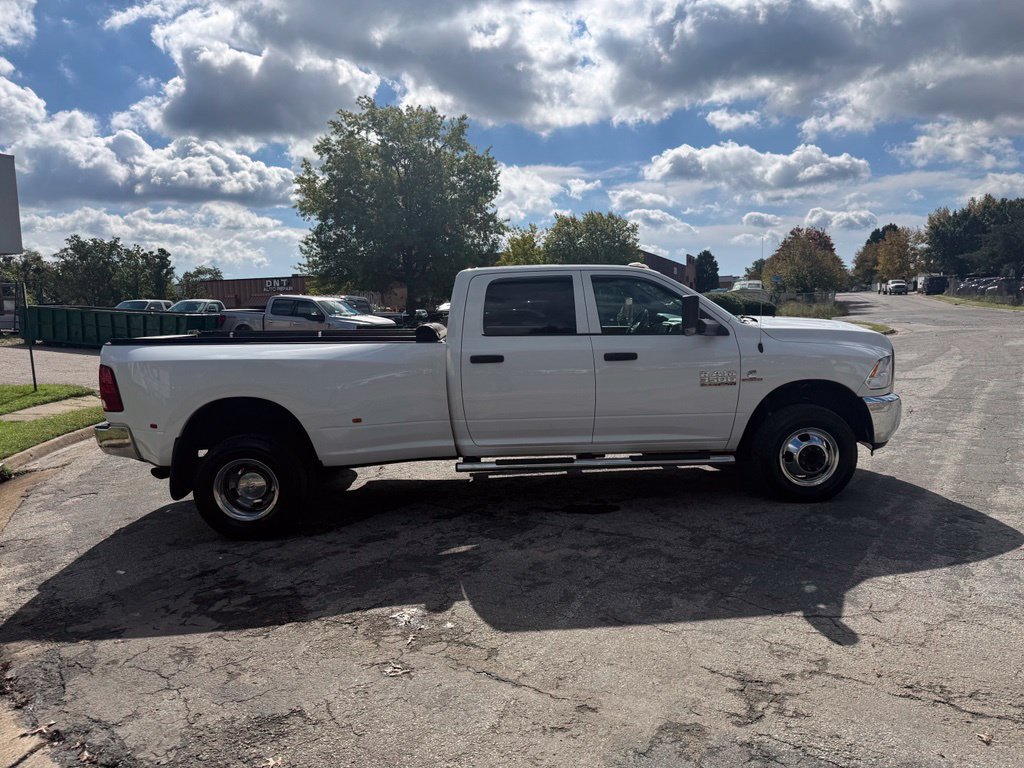 Used 2018 RAM 3500 Tradesman w/ Chrome Appearance Group AWD/4WD image 5