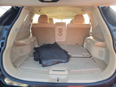 Used 2015 Nissan Rogue S FWD image 6