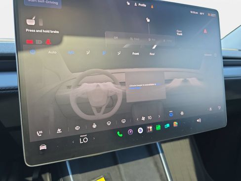 Used 2026 Tesla Model Y 2WD image 24