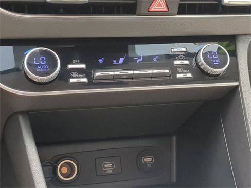 Used 2023 Hyundai Sonata SEL image 11