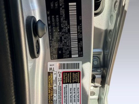 Used 2022 Toyota Highlander XLE image 21