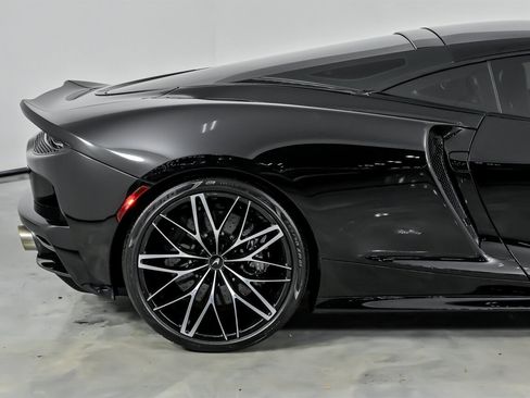 Used 2021 McLaren GT image 13