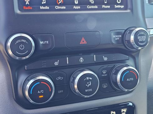 Used 2019 RAM 1500 Big Horn AWD/4WD image 29