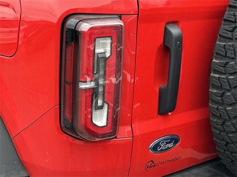 Used 2022 Ford Bronco Wildtrak image 6