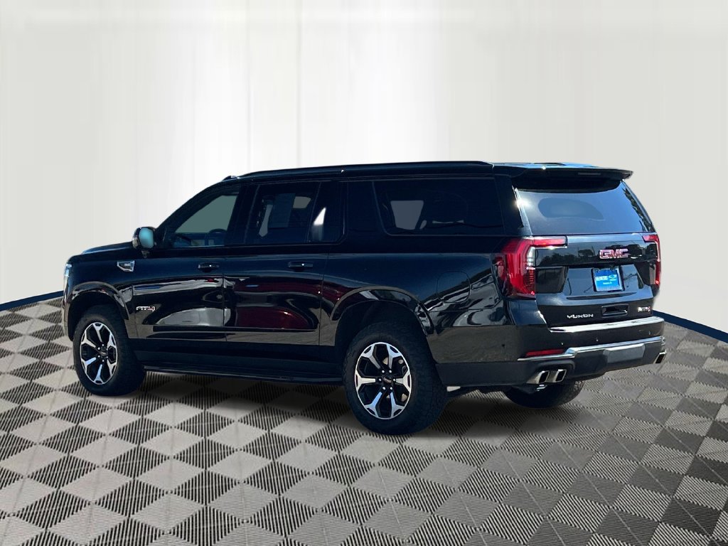 Used 2025 GMC Yukon XL AT4 AWD/4WD image 3
