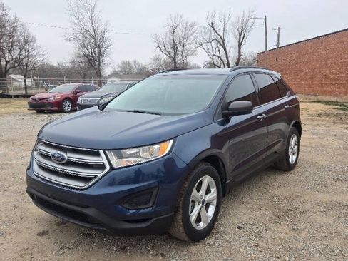 Used 2017 Ford Edge SE w/ Cargo Accessory Package FWD image 1