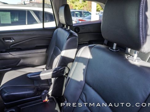 Used 2020 Honda Pilot Touring image 26