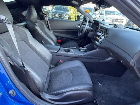 Used 2024 Nissan Z Performance w/ Floor Mat Package RWD image 28