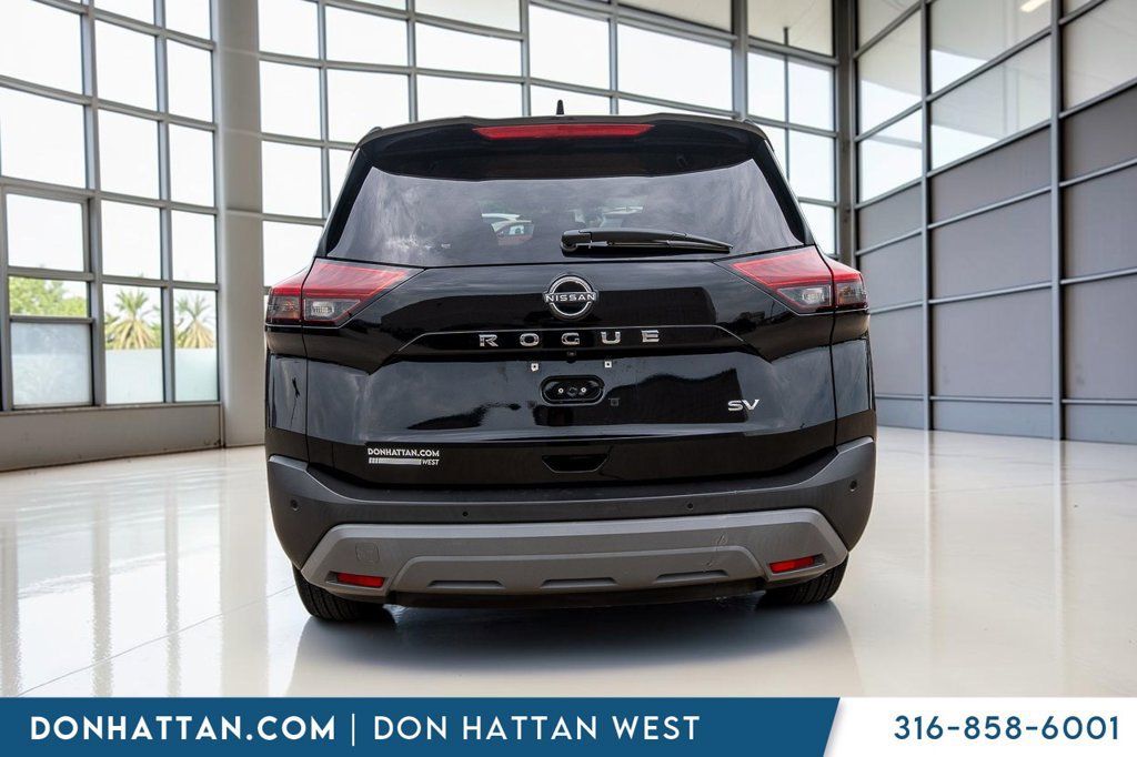 Used 2023 Nissan Rogue SV FWD image 24