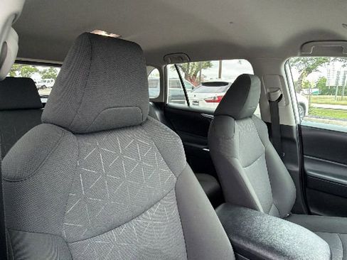 Certified 2024 Toyota RAV4 XLE FWD image 40