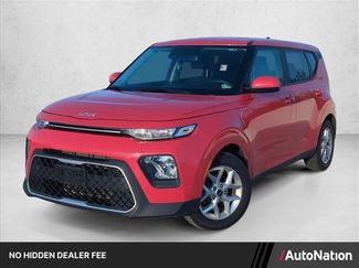Used 2022 Kia Soul LX w/ Technology Package FWD video 1