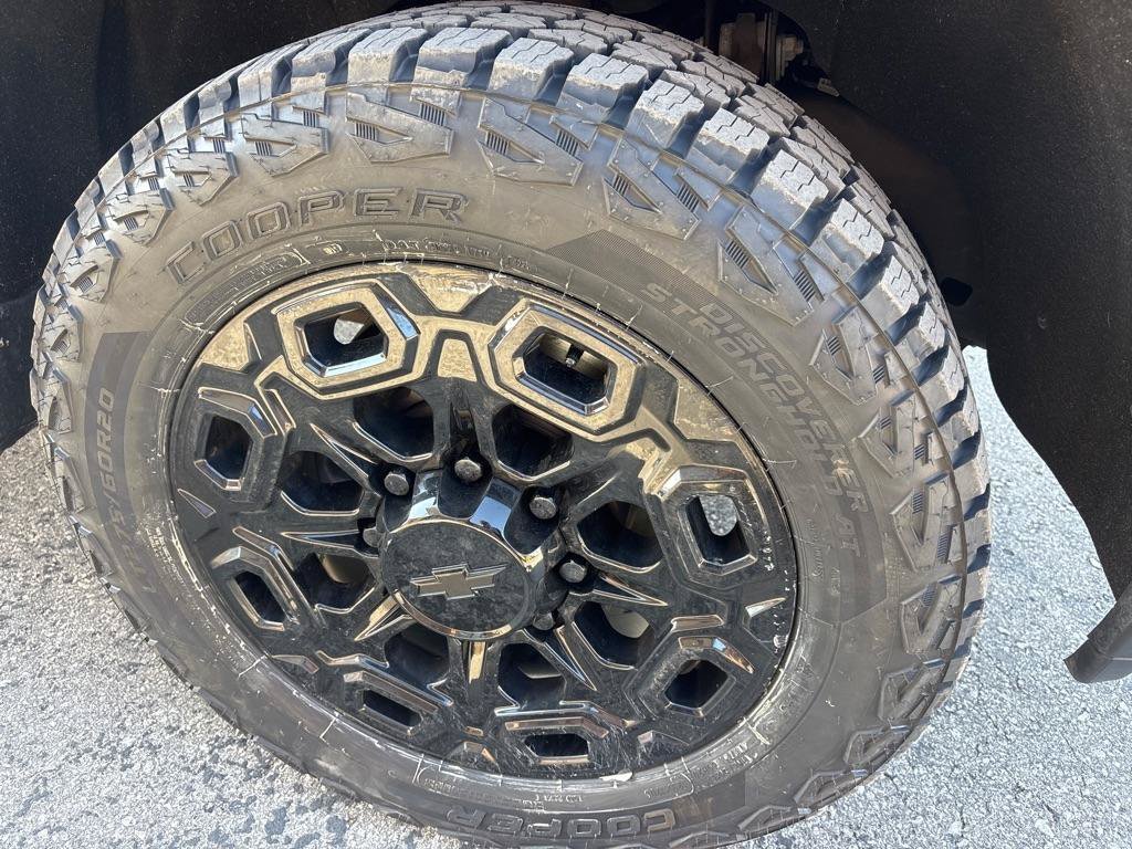 Used 2022 Chevrolet Silverado 3500 High Country AWD/4WD image 7