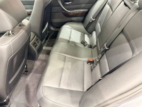 Used 2011 BMW 328i xDrive Sedan image 21