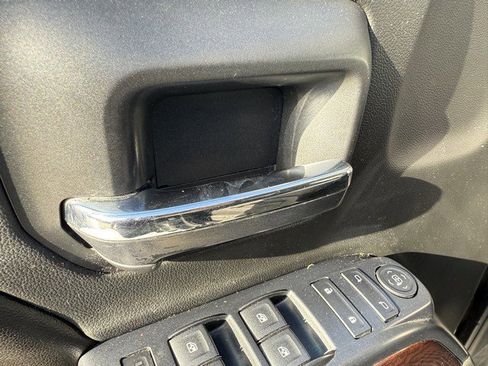 Used 2017 GMC Sierra 1500 SLE image 15