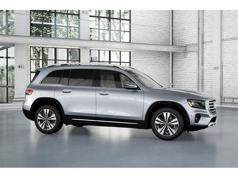 New 2026 Mercedes-Benz GLB 250 4MATIC image 14