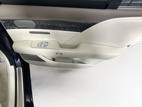Used 2023 Genesis G90 3.5T AWD/4WD image 31