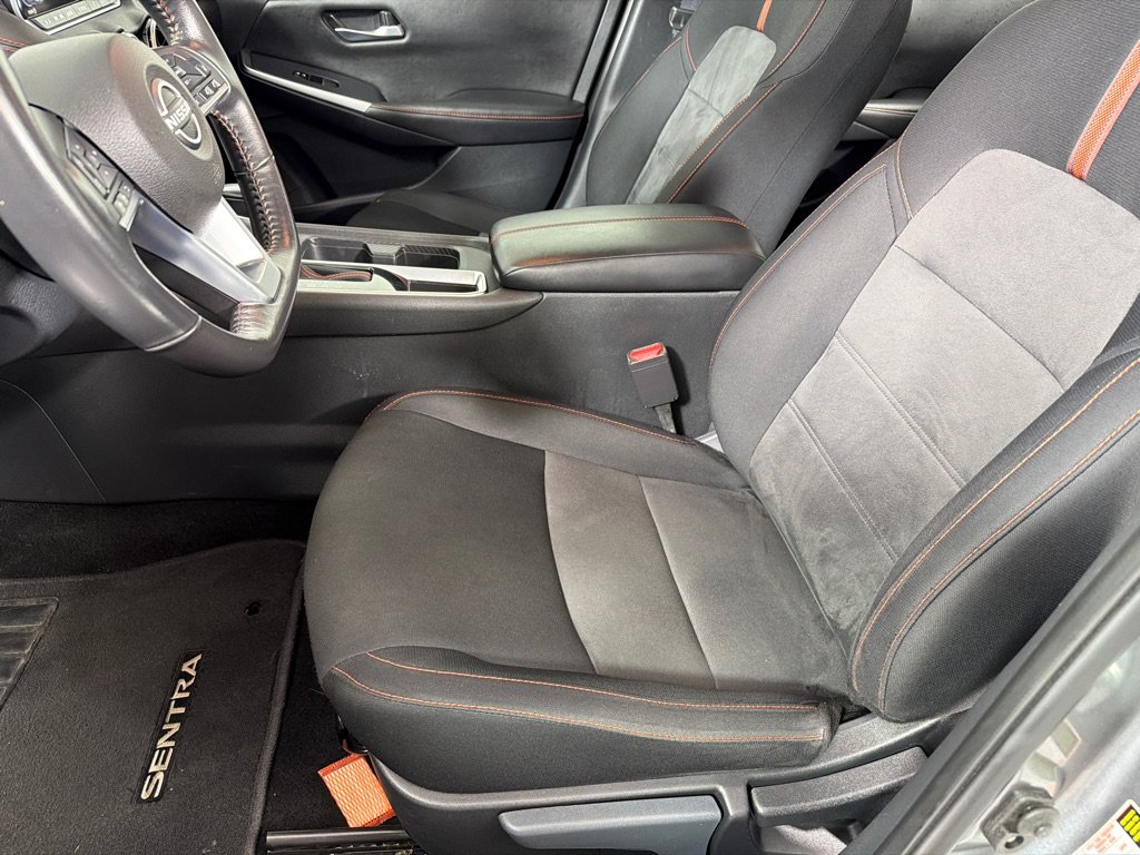 Used 2024 Nissan Sentra SR FWD image 12