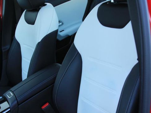 Used 2019 Mercedes-Benz A 220 4MATIC image 28