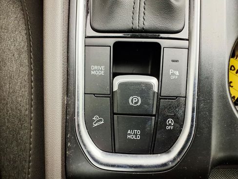 Used 2020 Hyundai Santa Fe SEL w/ Convenience Package AWD/4WD image 22