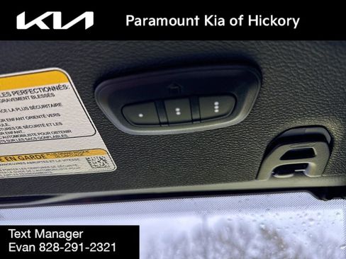 Used 2024 Jeep Gladiator Mojave w/ Technology Group image 34