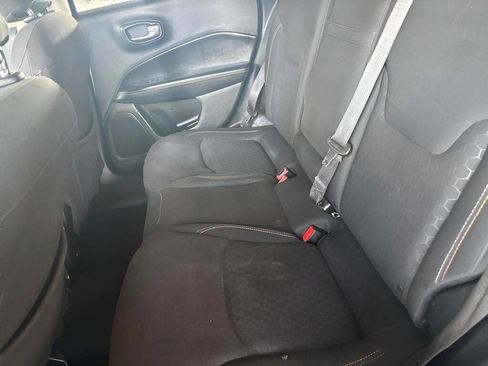 Used 2018 Jeep Compass Sport w/ Tech Group image 19