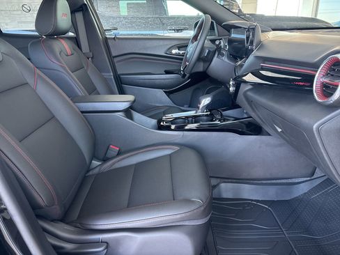 New 2026 Chevrolet Trax RS w/ Sunroof Package image 14