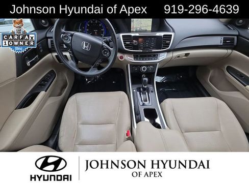 Used 2015 Honda Accord Touring image 19