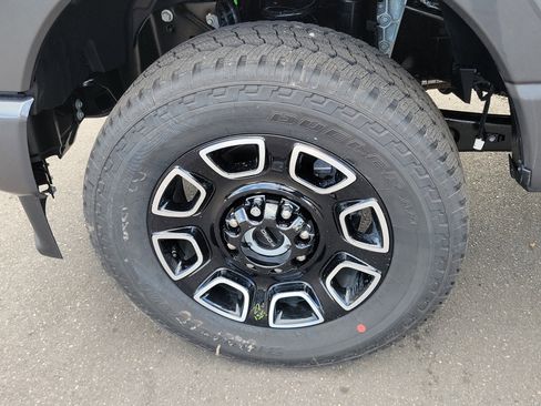 New 2026 Ford F250 Platinum image 11