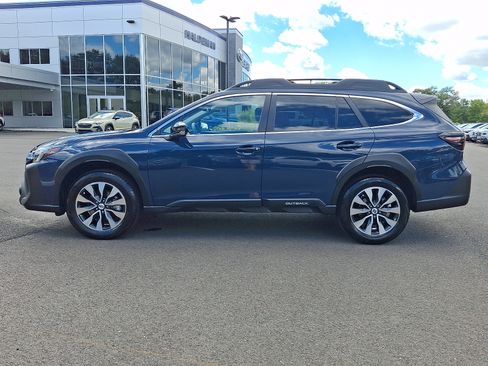 Certified 2024 Subaru Outback Limited AWD/4WD image 4
