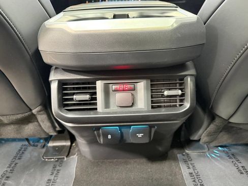Used 2025 Ford F150 Raptor AWD/4WD image 41