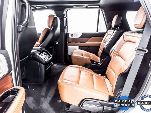 Used 2021 Lincoln Navigator Reserve w/ Luxury Package image 28