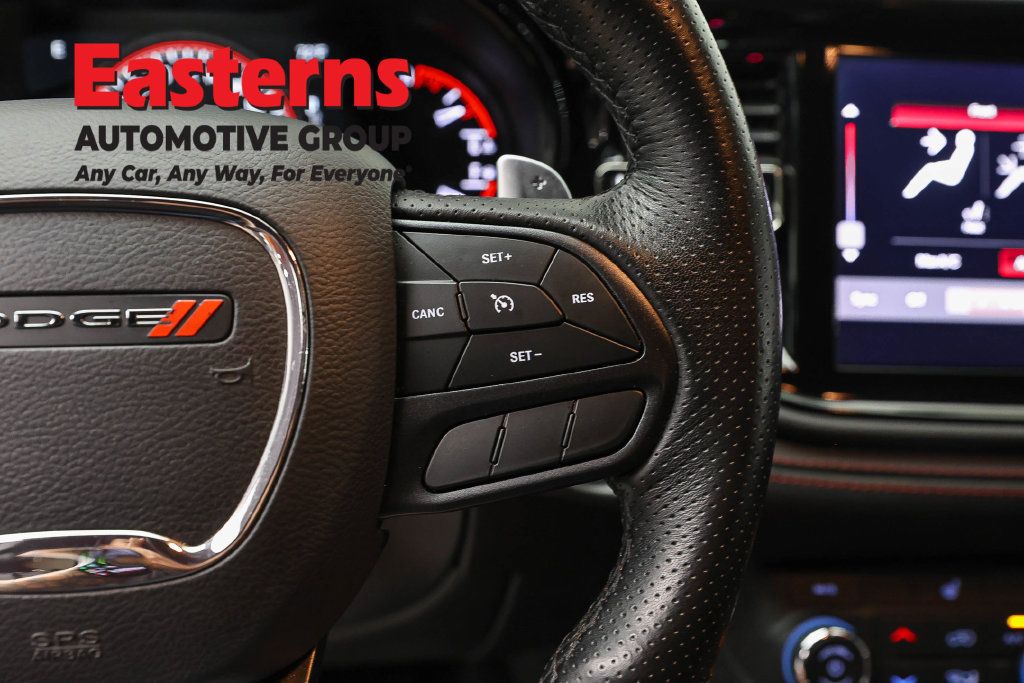 Used 2025 Dodge Durango GT RWD image 16