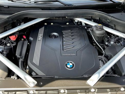 Used 2020 BMW X5 xDrive40i w/ Premium Package AWD/4WD image 29