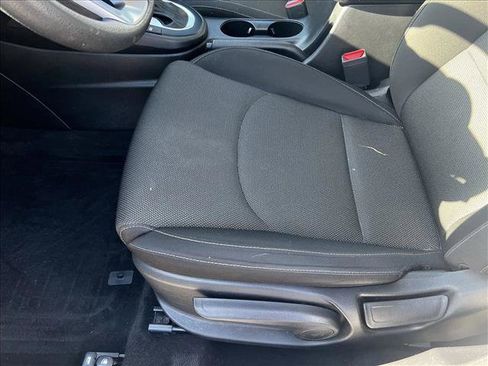 Used 2023 Kia Forte LXS image 10