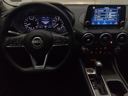 Used 2024 Nissan Sentra SV FWD image 22