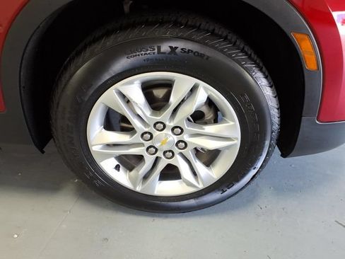 Used 2022 Chevrolet Blazer LT FWD image 9